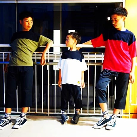 BICOLOR  EMBROIDERY  TEE  WHITE