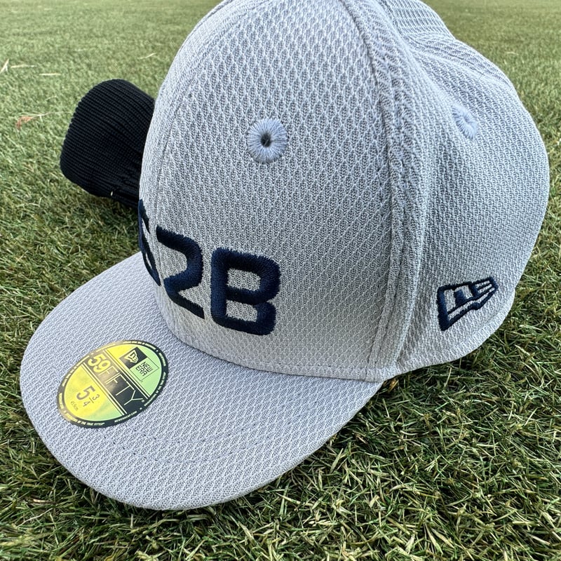 【さとぴー】NEWERA ニューエラ キャディバッグ ・ヘッドカバー NEW ERA× 562Bキャップ型ヘッドカバー | 562B SHOP