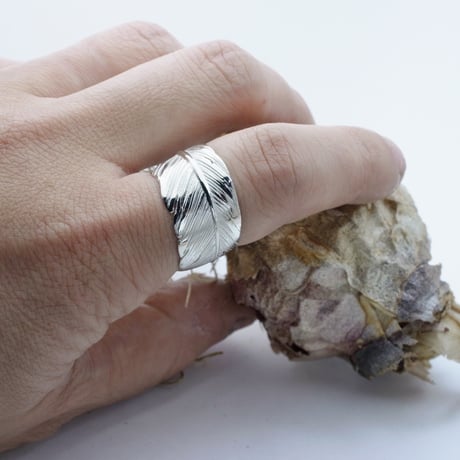 【予約】HARIM　FEATHER RING 2【OX】