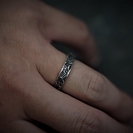 【予約】ARABESQUE DOUBLE RINGS　SV【HRR010 OX/WH 】