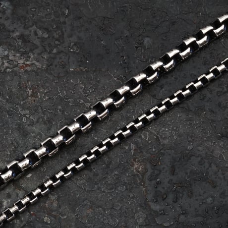 【予約】NARROW SQUARE BLOCK CHAIN BREACELET 【HRC019BC 】