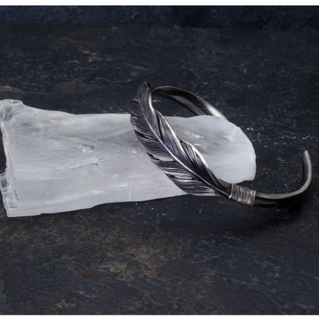 【予約】Single feather bangle SV 【HRA023SV】