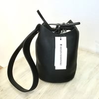 [ HELLEN  KAMINSKI ]  CARILLA-s