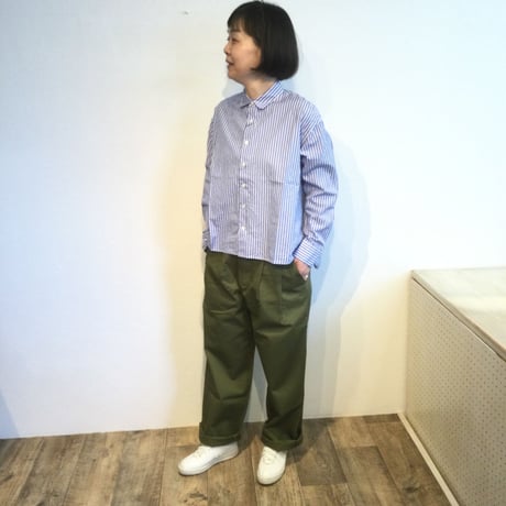 『OUVERT』ラウンドカラー シャツ　ホワイト