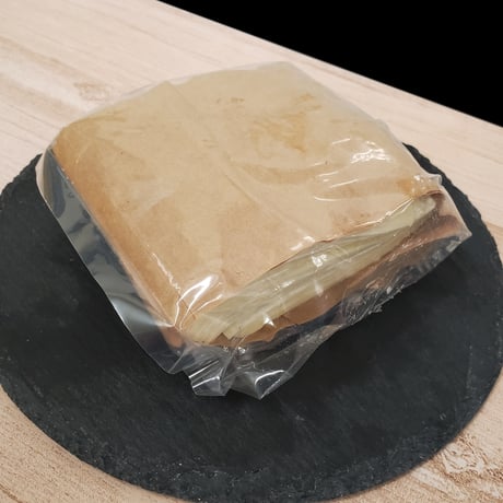 ワンタン皮　300ｇ（約50枚）