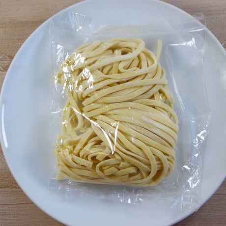中沢製麺製カラヒグ麺 低加水パスタフレスカ　フェットチーネタイプ　2食