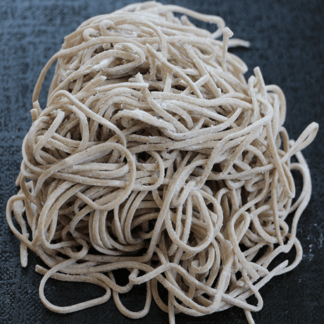 中沢製麺の二八蕎麦セット（めんつゆ付き）　8食入り