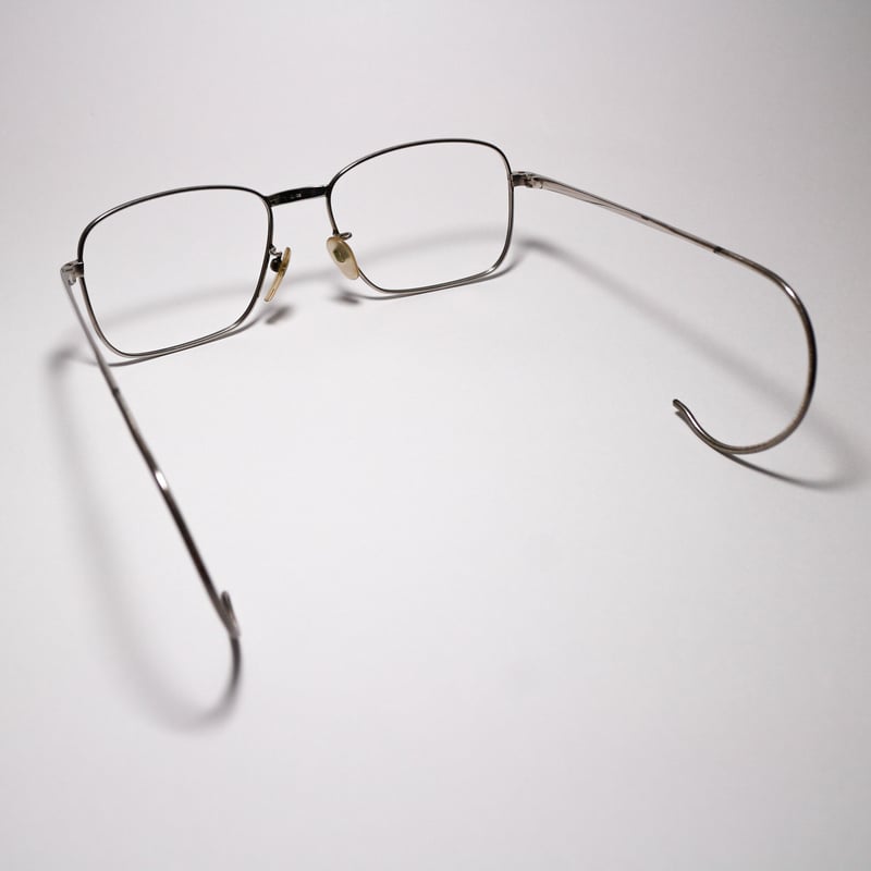 サンプラチナ製・縄手眼鏡 | meganenotsujino