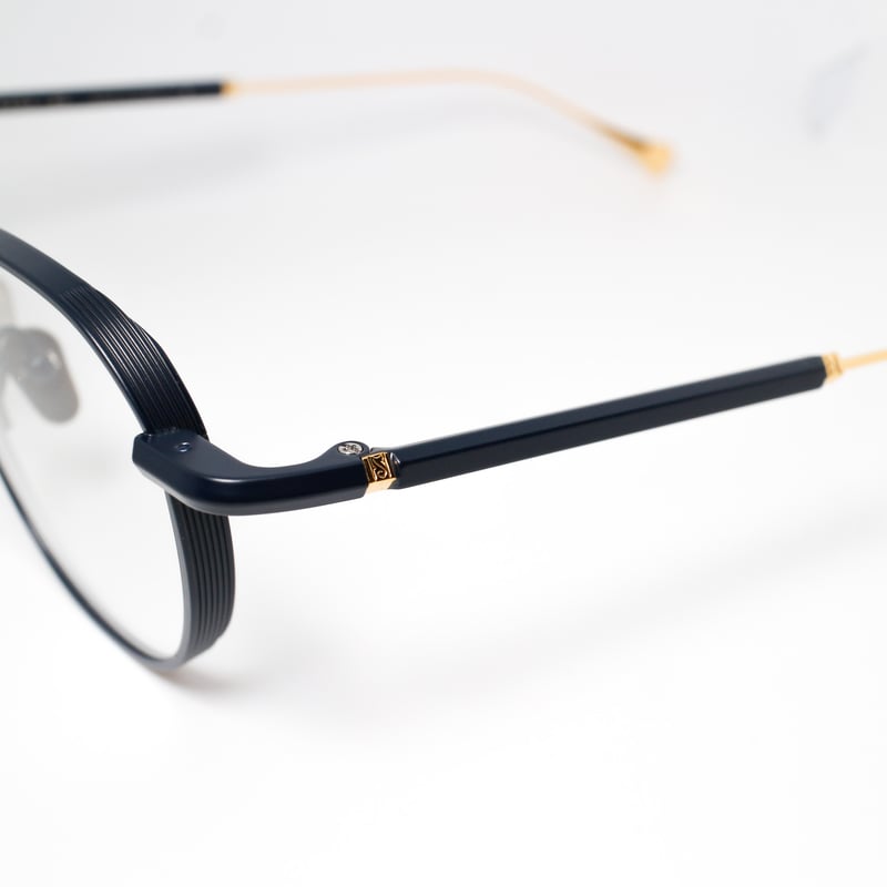 【美品】増永眼鏡　DESKEY　50□18-145　チタン　ブラック 美品】増永眼鏡 DESKEY 50□18-145 チタン ブラック