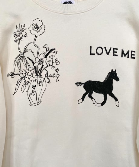 Paint Sweatshirt "LOVE ME"