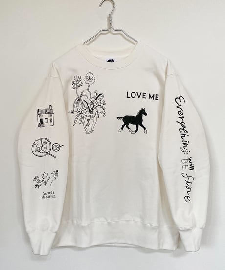 Paint Sweatshirt "LOVE ME"