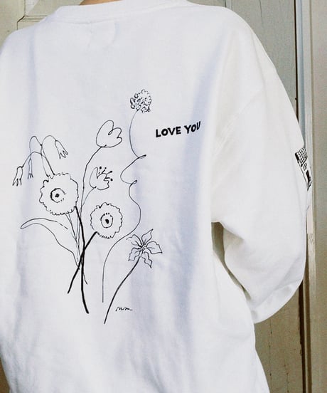 Paint Sweatshirt "LOVE ME"