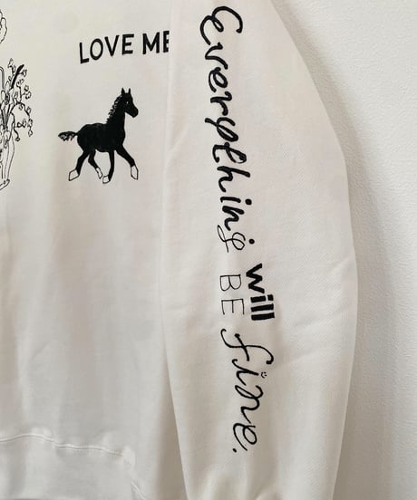 Paint Sweatshirt "LOVE ME"