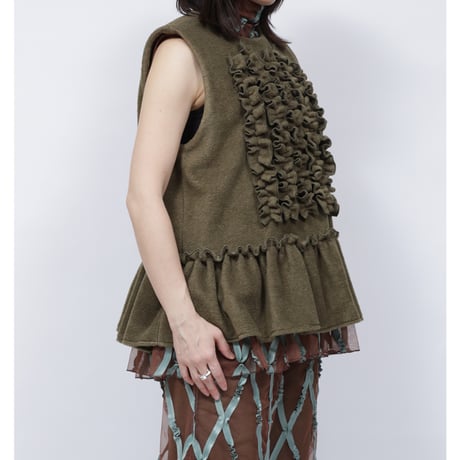 FLEECE FRILL VEST   /  262-AS022 /   OLIVE