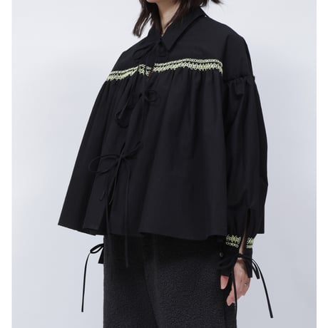 GATHER EMBROIDERY SHIRT  /  262-AS001  /  BLACK