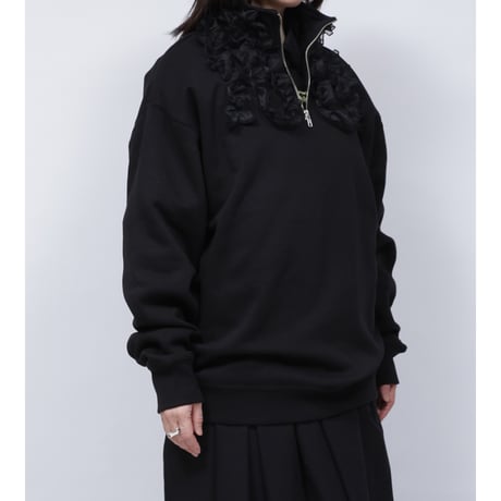 FRILL ZIP SWEAT  /  262-AC032  /   BLACK