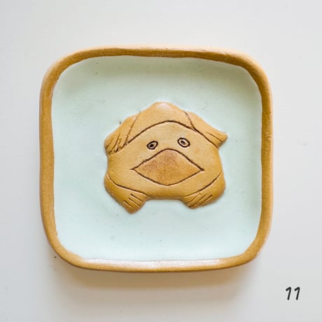 esou ceramics ／ 威嚇動物ヨーチ 豆皿