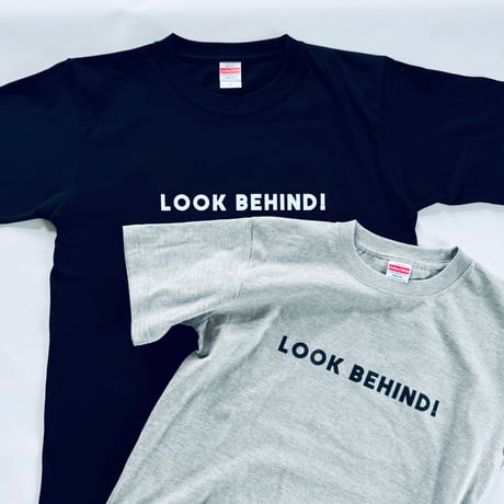 83 original ／ LOOK BEHIND! Tシャツ ｜グレー