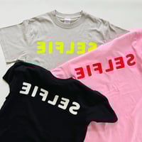 83 original ／ SELFIE 自撮りTシャツ