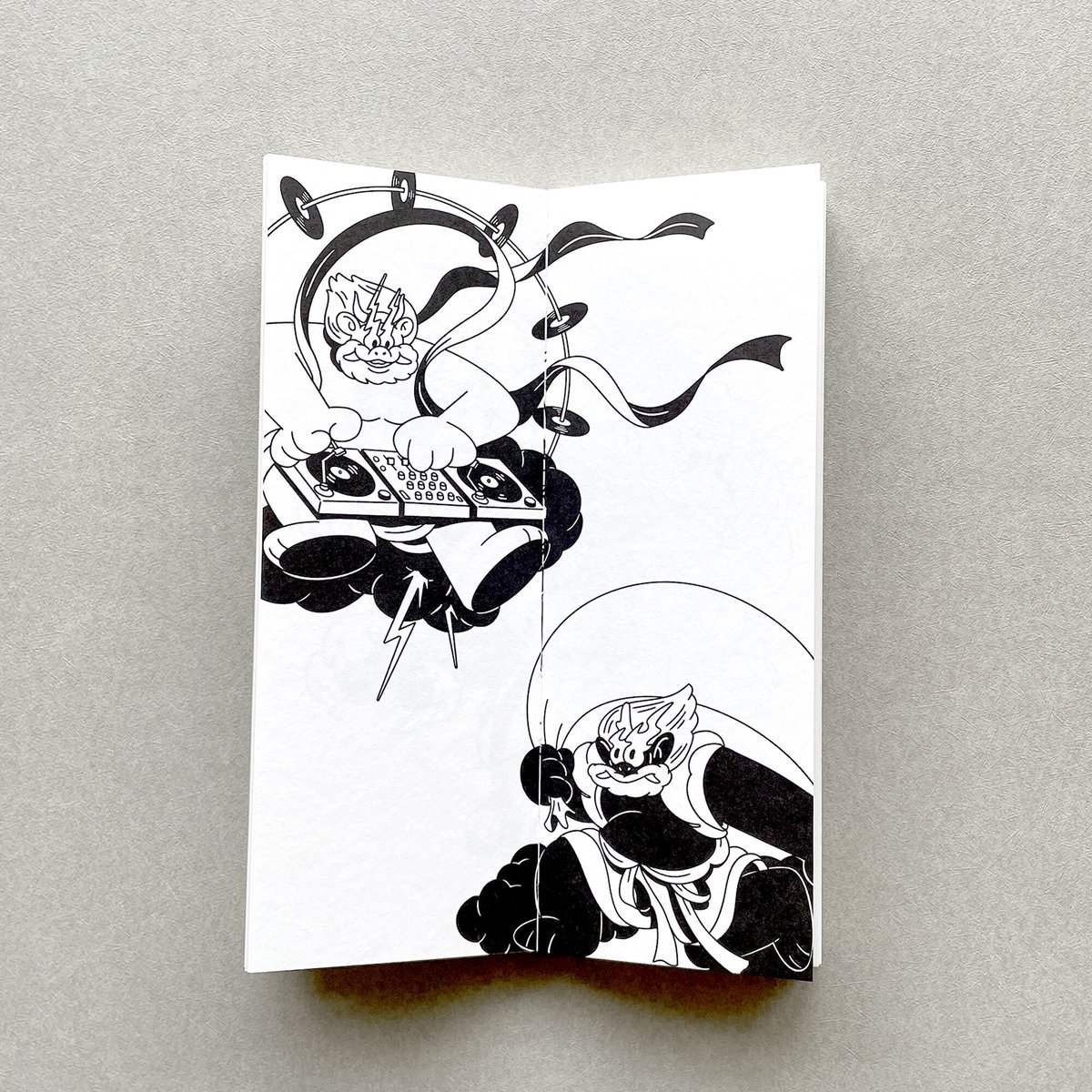 前田 麦 ／EYE OF FIRE MONOTONE | はちみせ （83）