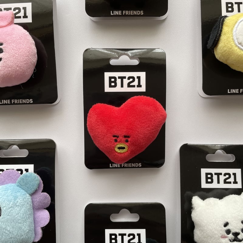 BT21 ぬいバッジ | はちみせ (83) BT21 ぬいバッジ | はちみせ (83)
