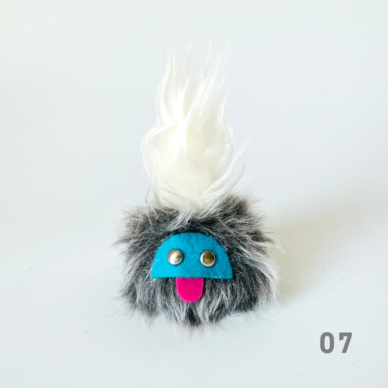 ハンドメイド作家空想アパートメント様かわいい ますく ぬいぐるみ