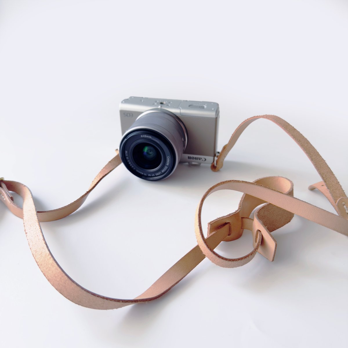 フリマアソビ ／ Canon EOS M100 ミラーレス一眼カメラ | はちみせ （83）