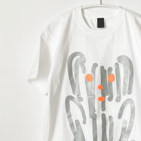 83 original ／ 犬Tシャツ 点と線