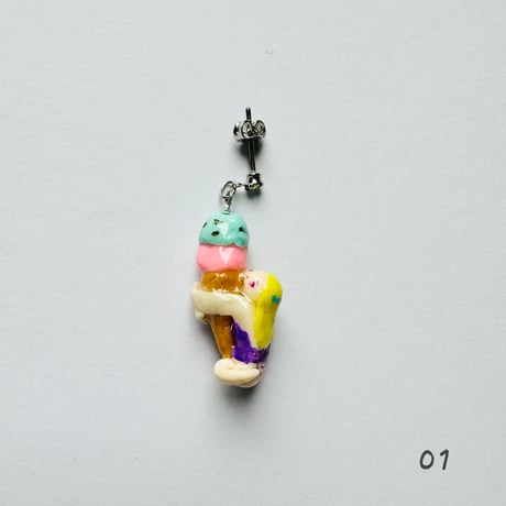 三浦由美子 ／ アイスクリームガール ピアス