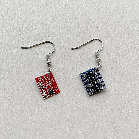 電子基板ピアス｜S