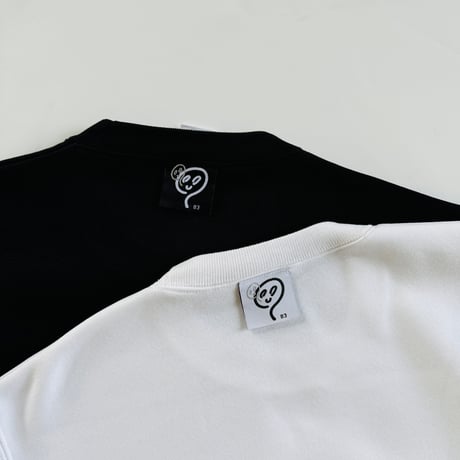 83 original ／ Skull 蓄光 Tシャツ｜One-Stroke Sketch：Black