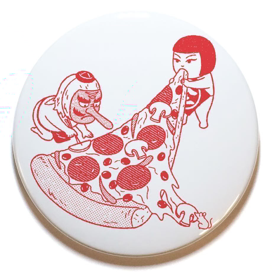 八重樫王明 ／ 缶バッジ 大 Red | はちみせ （83）