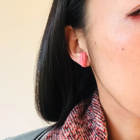 Maki Matsumoto ／ a pair of earrings pierces ｜PINKBROWN, Sand