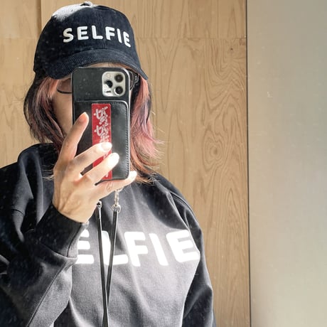 83 original ／ SELFIE 自撮りTシャツ