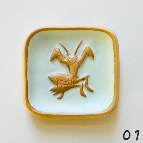 esou ceramics ／ 威嚇動物ヨーチ 豆皿