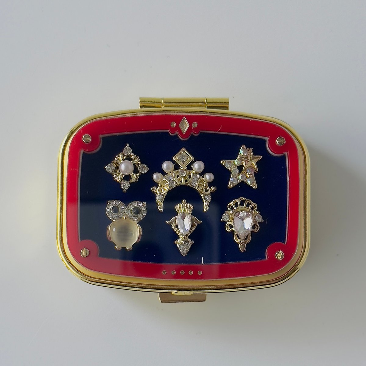 10000円福箱 ミニッツ福箱2025(AWD)を開封する | 車輪と戯れる