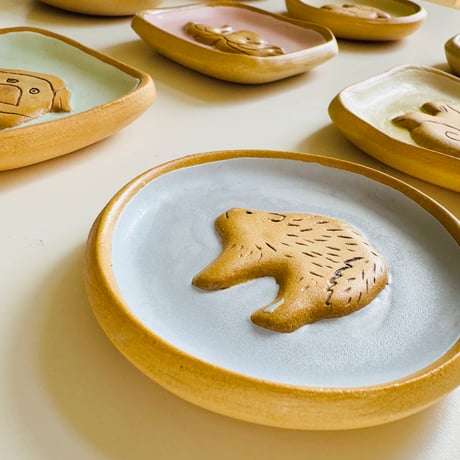 esou ceramics ／ 威嚇動物ヨーチ 豆皿
