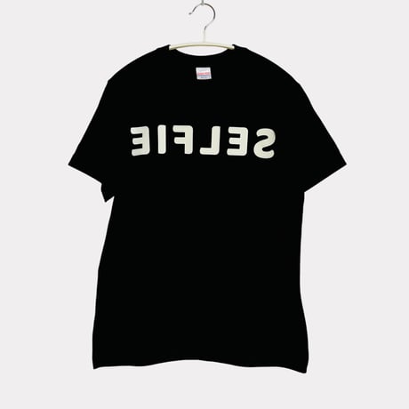 83 original ／ SELFIE 自撮りTシャツ