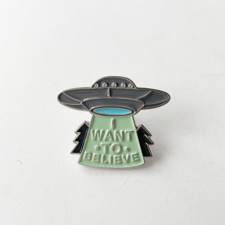 PINS  未確認的  UMA ピンバッジ