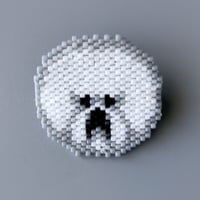のそ子 ／ ビションフリーゼ ビーズブローチ
