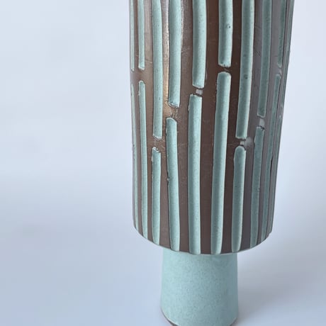 VRANA ／ VENDANGE  ミントチョコな削り模様花器