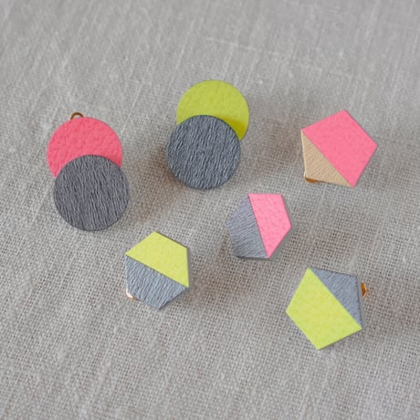 松本康孝 ／ Wear PAPER イヤーアクセサリー｜重○