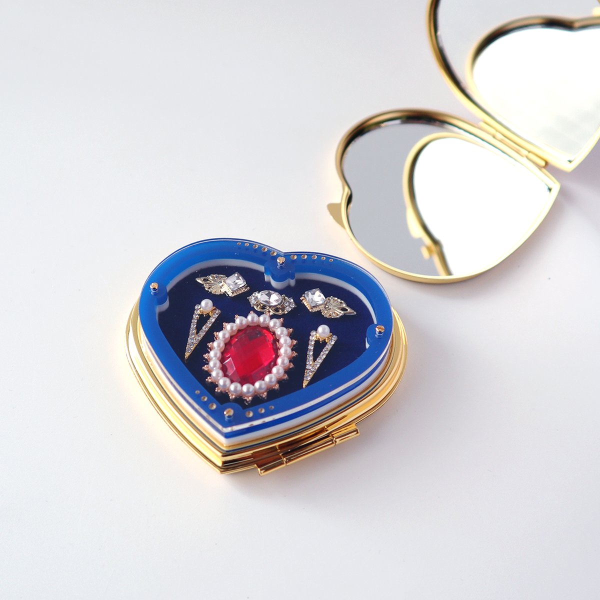ミチ子様・専用 卒業生代表 ／ ミニ宝石箱ミラー ｜ハート | はちみせ （83）