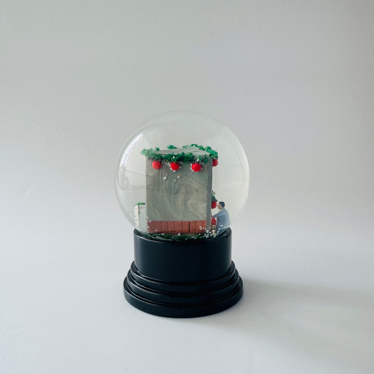 Ato1snow ／ Snowdome M｜冥婚：04 | はちみせ （83）