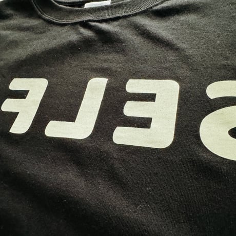 83 original ／ SELFIE 自撮りTシャツ