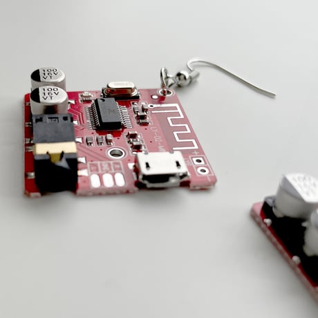 電子基板ピアス RED｜大
