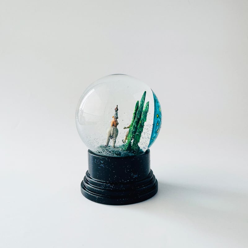 スノードーム　ヴィンテージ アダムスファミリー　レア スノードーム ヴィンテージ アダムスファミリー レア - メルカリ