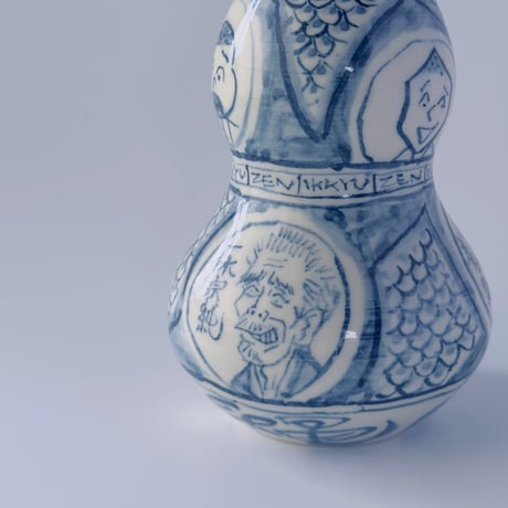 伊野孝行 × esou ceramics ／ 一輪挿し　一休｜染付