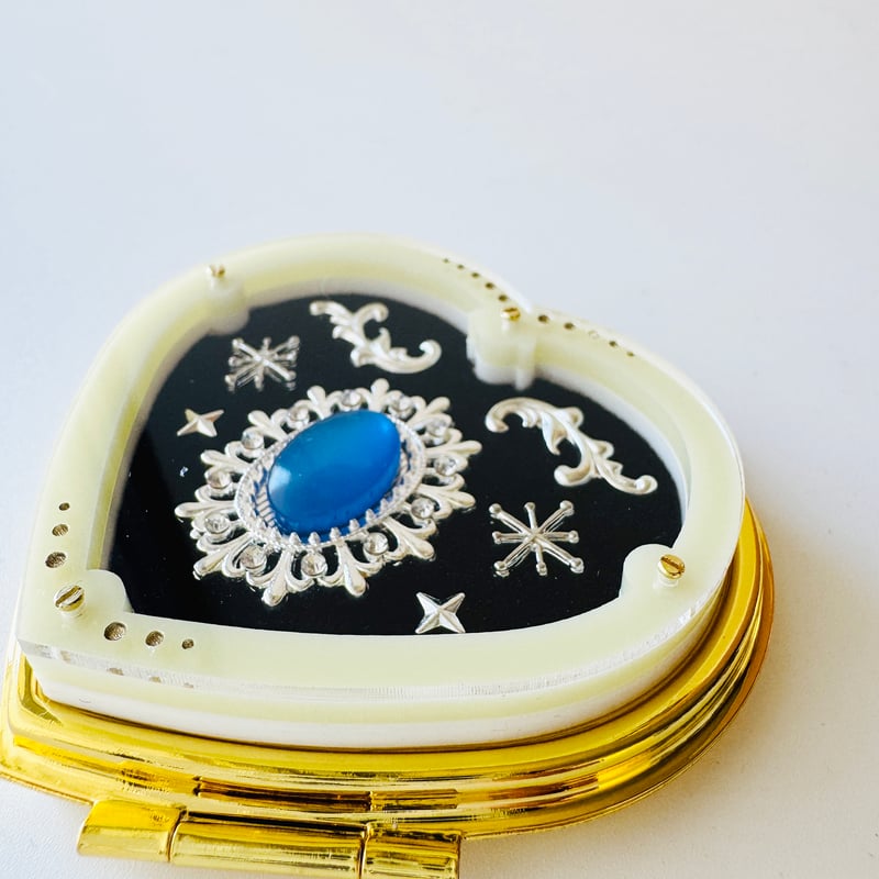 卒業生代表 ／ ミニ宝石箱ミラー ｜ハート | はちみせ （83）