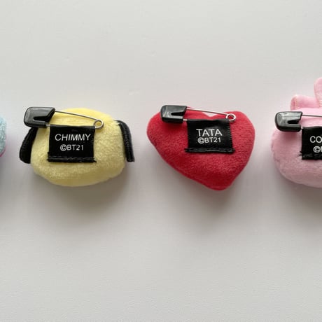 BT21 ぬいバッジ